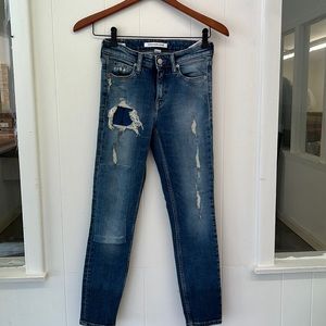 KALVIN KLEIN JEANS 👖